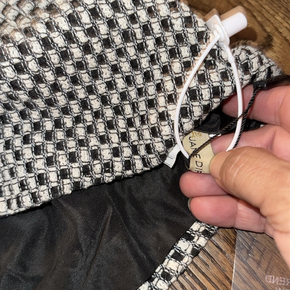 Jane Diffuse Maiiol Houndstooth Tweed Crop Jacket - Picture 6 of 6